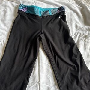 Nike Black Capri Leggings with Patterned Waistband